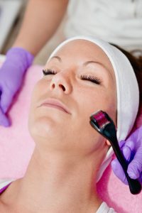 Dermal roller skin treatment